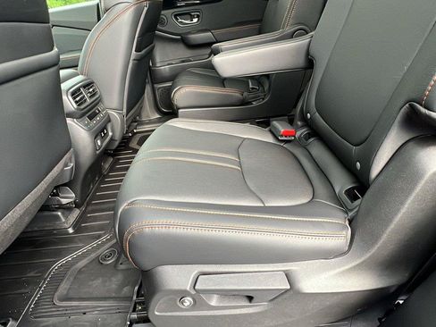 Used 2026 Honda Pilot TrailSport image 19