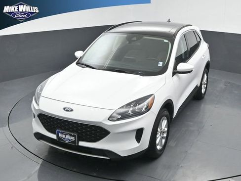 Used 2021 Ford Escape SE w/ Cold Weather Package image 11