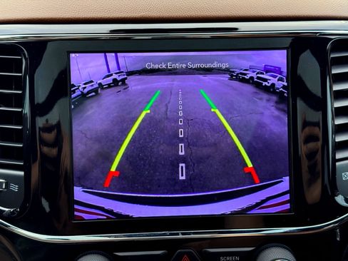 Used 2021 Jeep Grand Cherokee Summit w/ Platinum Series Group image 33