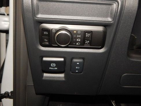 New 2025 Ford F150 Lightning Lariat image 22