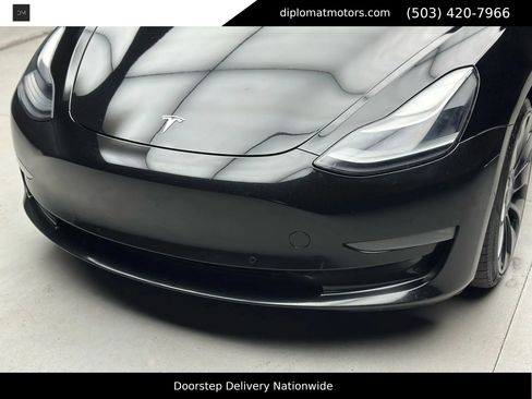 Used 2021 Tesla Model 3 Performance image 14
