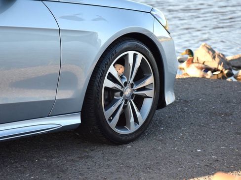 Used 2014 Mercedes-Benz E 350 Sedan image 21