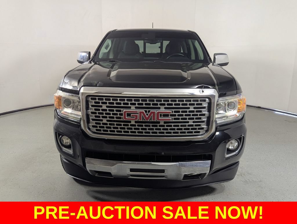 Used 2019 GMC Canyon Denali RWD image 2