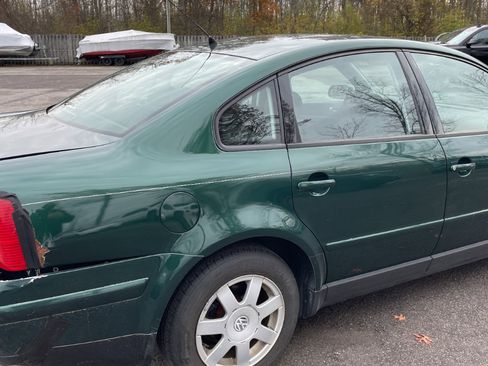 Used 1999 Volkswagen Passat GLS image 10