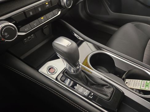 Used 2023 Nissan Altima 2.5 SV image 22