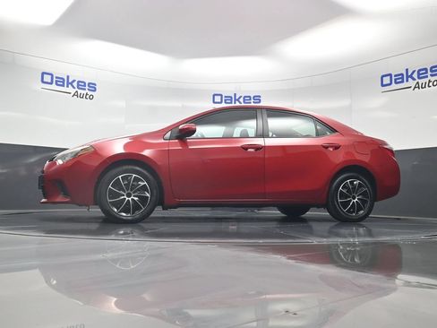 Used 2015 Toyota Corolla LE FWD image 37