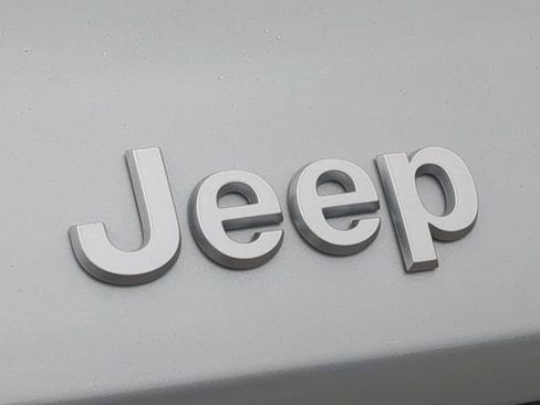 Certified 2025 Jeep Grand Cherokee Laredo X w/ Trailer Tow Package RWD image 13
