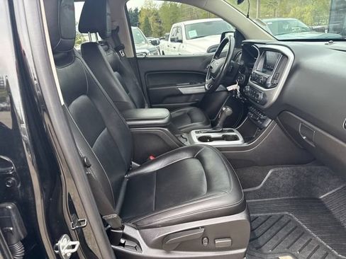 Used 2018 Chevrolet Colorado ZR2 w/ ZR2 Midnight Special Edition AWD/4WD image 9