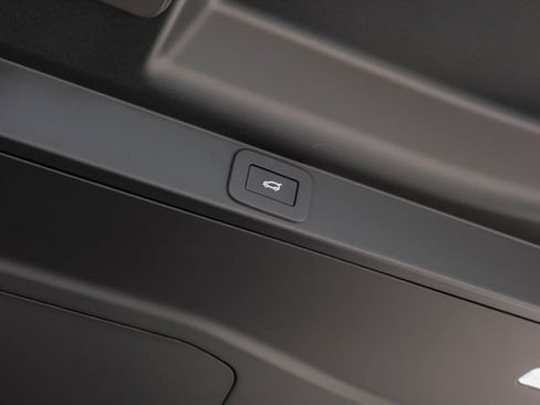 New 2026 Land Rover Range Rover SE AWD/4WD image 62