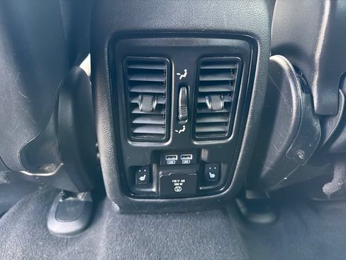 Used 2021 Dodge Durango GT AWD/4WD image 17