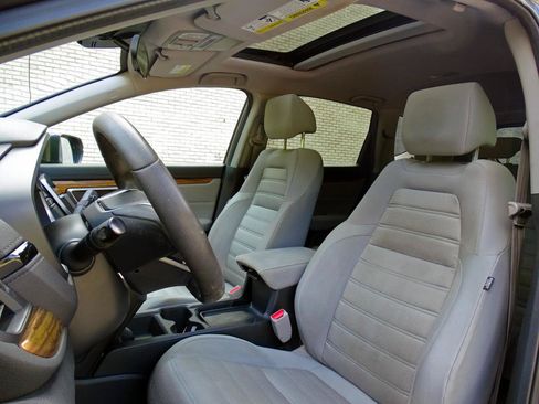Used 2017 Honda CR-V EX image 12