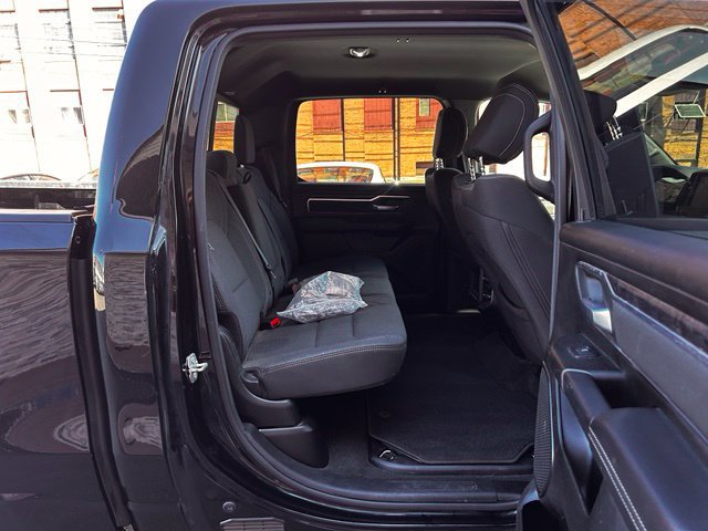 Used 2024 RAM 1500 Big Horn AWD/4WD image 21