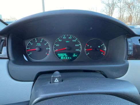 Used 2012 Chevrolet Impala LT w/ LT Sunroof Package image 10