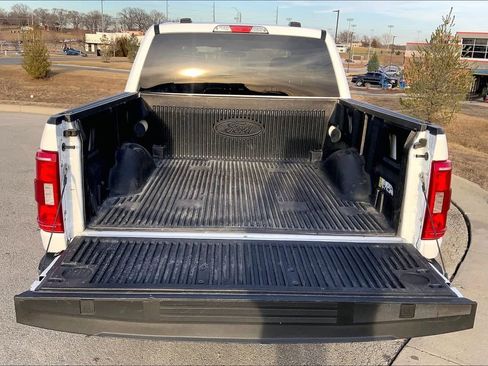 Used 2023 Ford F150 XLT AWD/4WD image 7