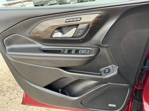 Used 2019 GMC Terrain Denali w/ Advanced Safety Package image 23