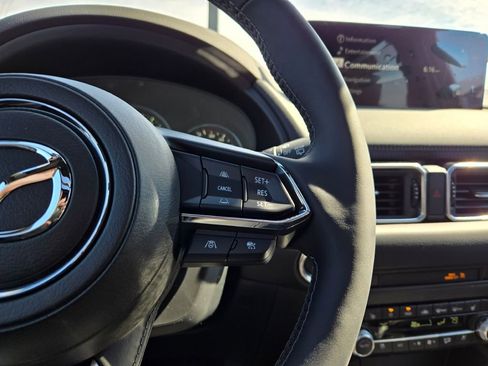 New 2025 MAZDA CX-5 Signature image 29