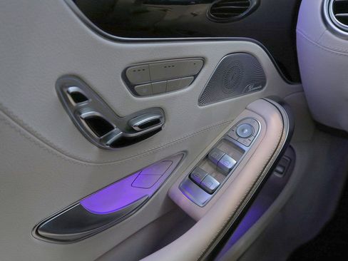 Used 2018 Mercedes-Benz S 560 4MATIC Coupe image 29