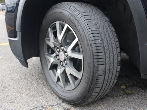 Certified 2021 GMC Acadia SLE image 38