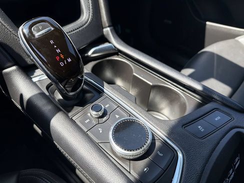Used 2021 Cadillac XT6 Premium Luxury FWD image 22
