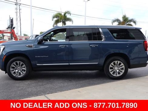 New 2026 GMC Yukon XL Denali w/ Sun & Power Step Package image 5