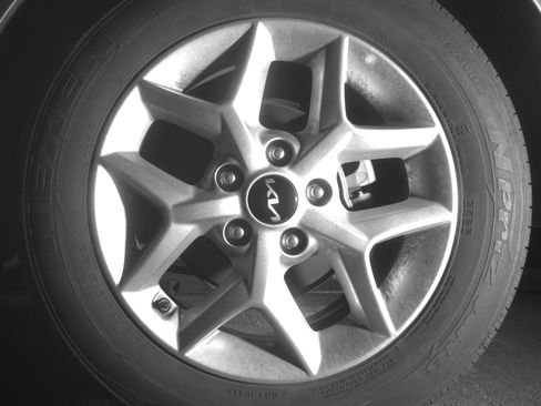 Used 2025 Kia Soul LX w/ LX Technology Package image 14