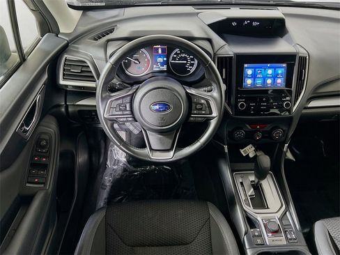 Used 2023 Subaru Forester Premium image 20