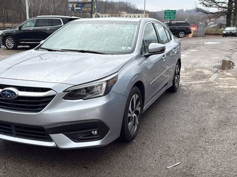 Used 2022 Subaru Legacy Premium image 12