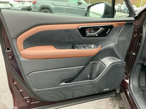 New 2026 Subaru Forester Touring image 31