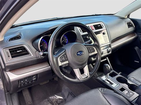 Used 2017 Subaru Legacy 3.6R Limited image 10