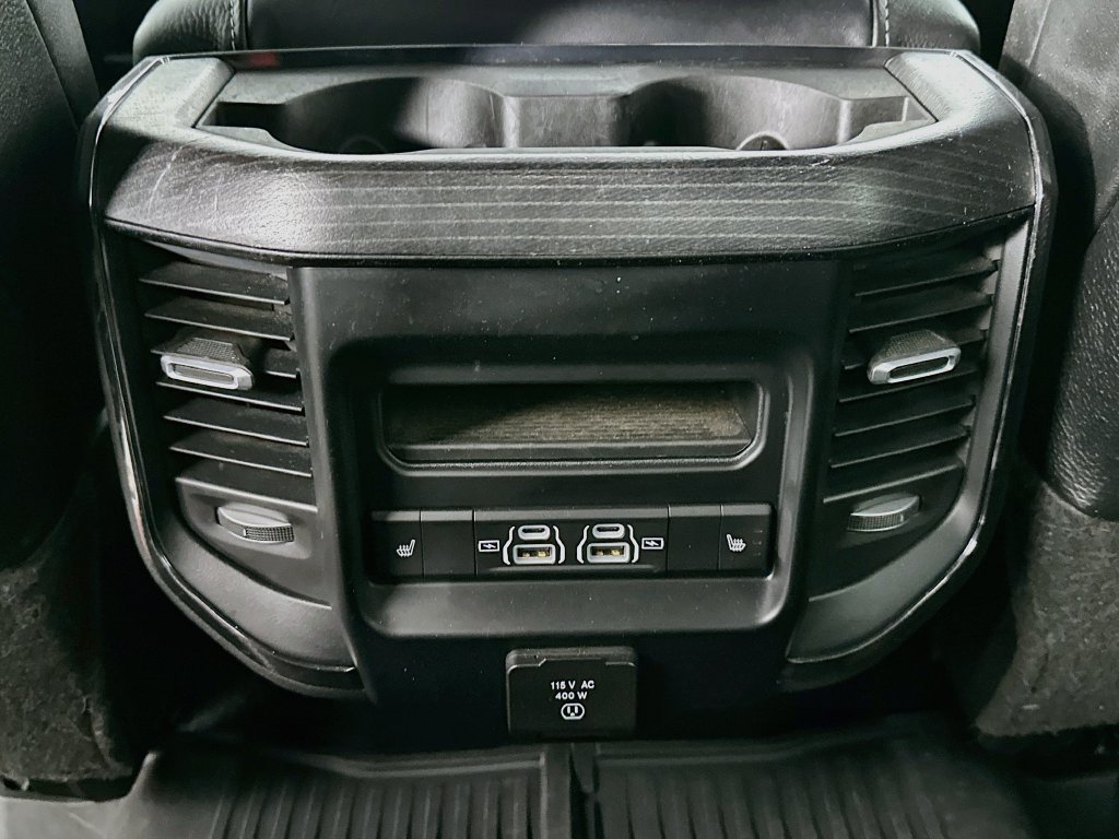 Used 2024 RAM 3500 Limited AWD/4WD image 22