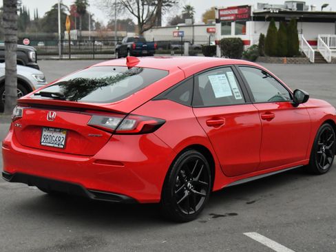 Used 2025 Honda Civic Sport image 8