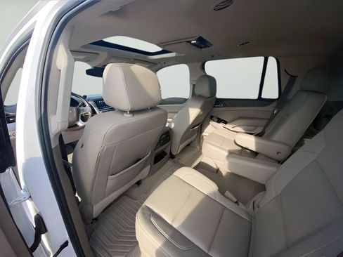 Used 2019 GMC Yukon SLT w/ Premium Edition AWD/4WD image 21