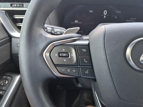 Used 2024 Lexus GX 550 w/ Accessory Package (31) AWD/4WD image 24