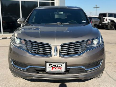 Used 2016 Lincoln MKX Select image 2