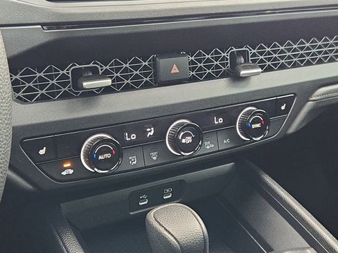 Used 2024 Honda Accord EX image 25
