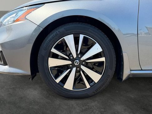 Used 2019 Nissan Altima 2.5 SL AWD/4WD image 4