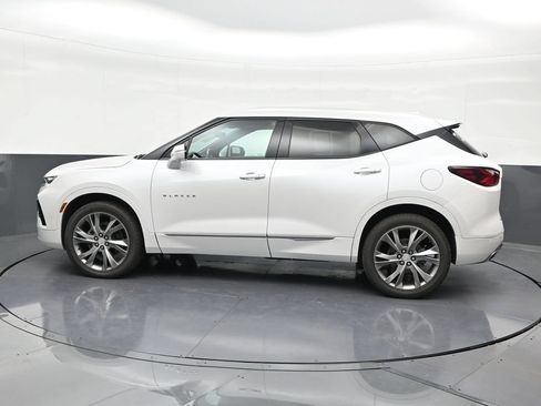 Used 2021 Chevrolet Blazer Premier w/ Driver Confidence II Package FWD image 2