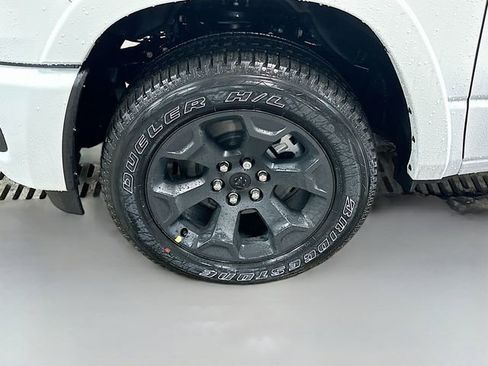 New 2026 RAM 1500 Big Horn w/ Night Edition image 32