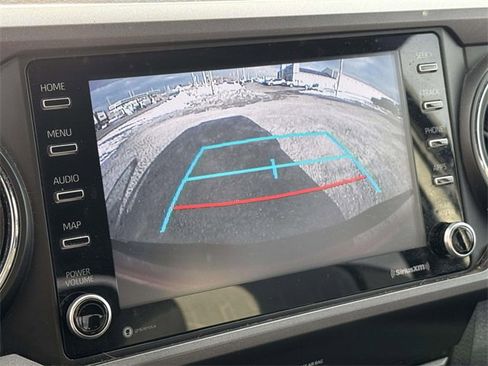 Used 2020 Toyota Tacoma TRD Off-Road image 4