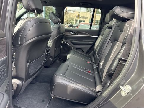 Used 2025 Jeep Grand Cherokee Limited 4xe w/ MOPAR Finishing Package image 42