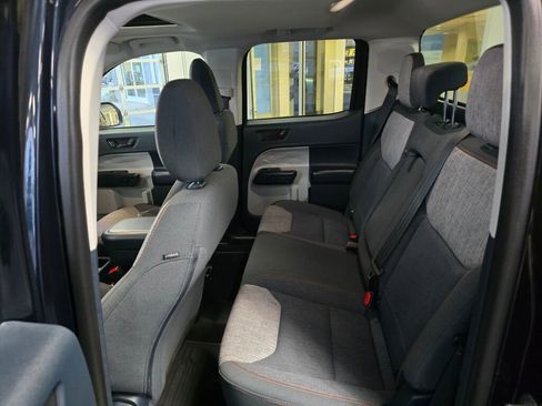 Used 2023 Ford Maverick XLT image 35