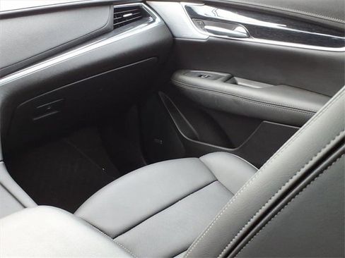 Certified 2023 Cadillac XT5 Premium Luxury w/ Technology Package image 10