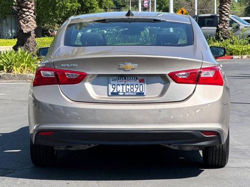Used 2022 Chevrolet Malibu LS w/ Driver Confidence Package II image 4