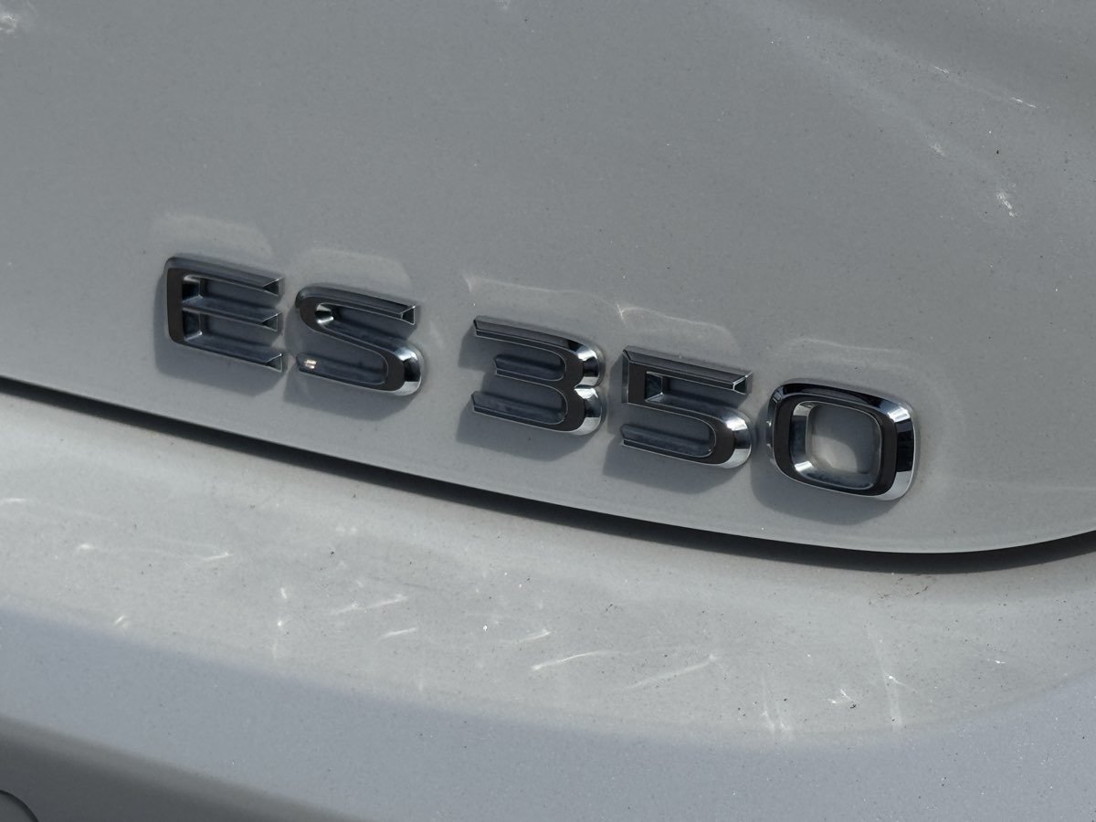 Used 2021 Lexus ES 350 w/ Accessory Package FWD image 13