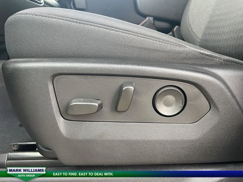 Used 2022 Chevrolet Silverado 1500 RST image 16