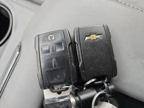 Used 2016 Chevrolet Suburban LT RWD image 33