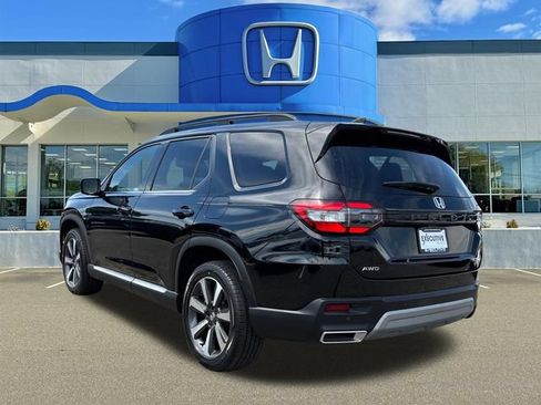 Used 2023 Honda Pilot Elite image 4