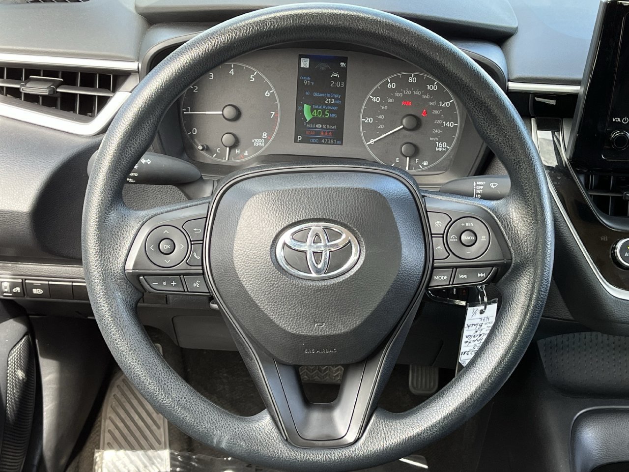 Used 2025 Toyota Corolla LE FWD image 11