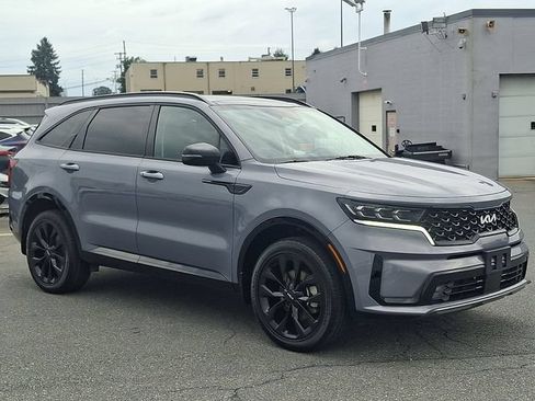 Used 2023 Kia Sorento SX AWD/4WD image 3