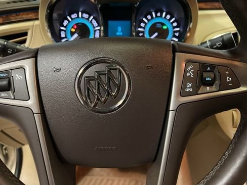 Used 2010 Buick LaCrosse CXL w/ Luxury Package image 39